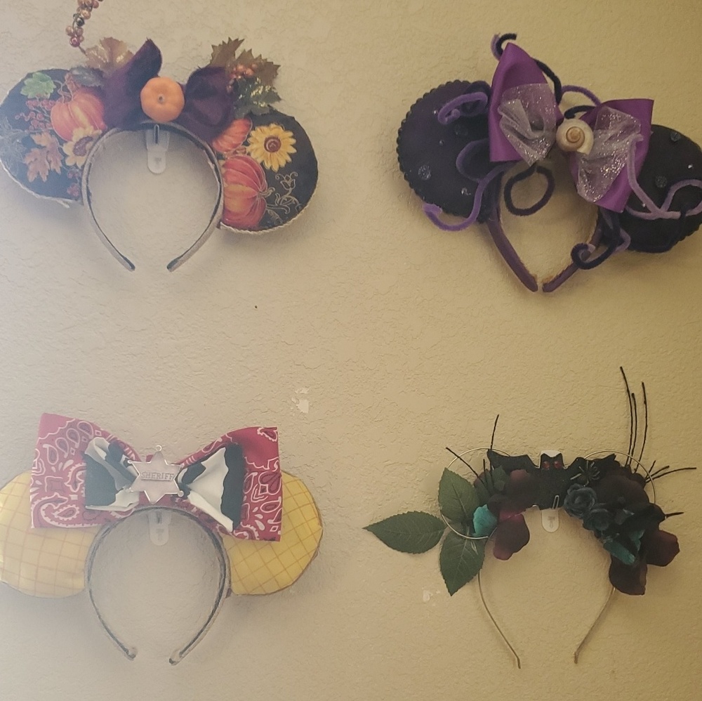 Minnie Mouse Ears